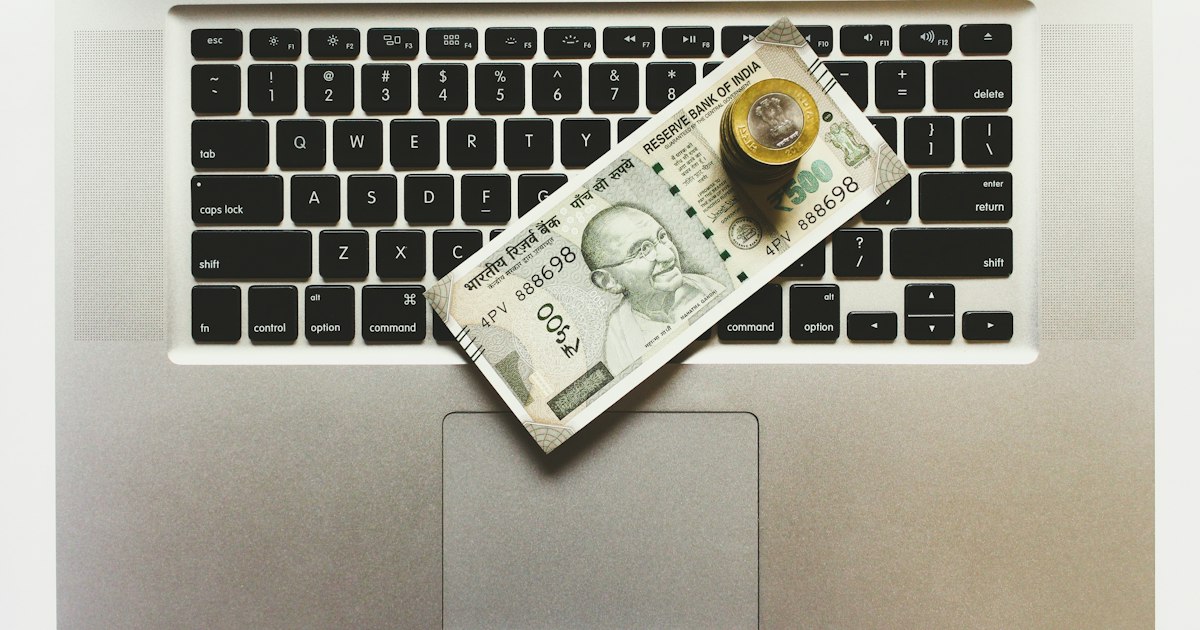 Earning money by giving consultations online